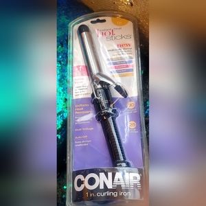 New in package, Conair 1" Curling Iron